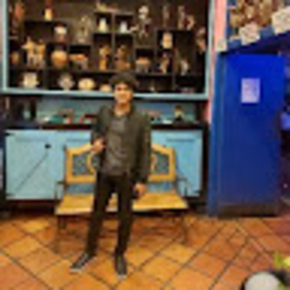 Meet your Posher, Xavier - Picture 1 of 1